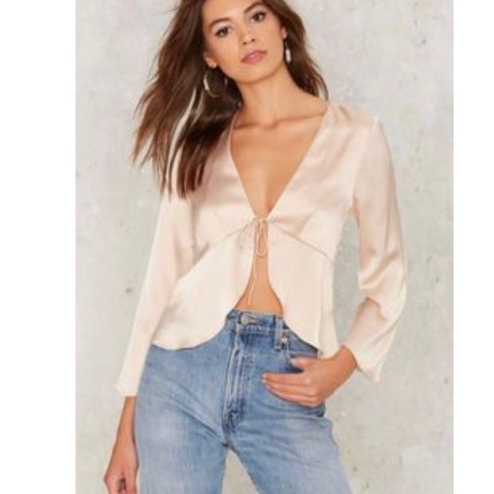 NWT Sultry satin top